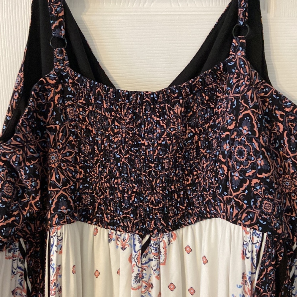 Torrid  Women Dress size 1 beautiful dress bust 40” brand new with tag - Picture 6 of 9